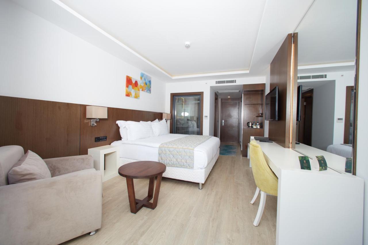 The Nowness Luxury Hotel & Spa Adulty Only เซสเม ภายนอก รูปภาพ