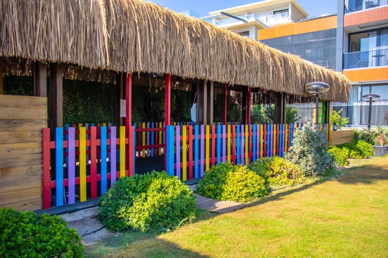 The Nowness Luxury Hotel & Spa Adulty Only เซสเม ภายนอก รูปภาพ