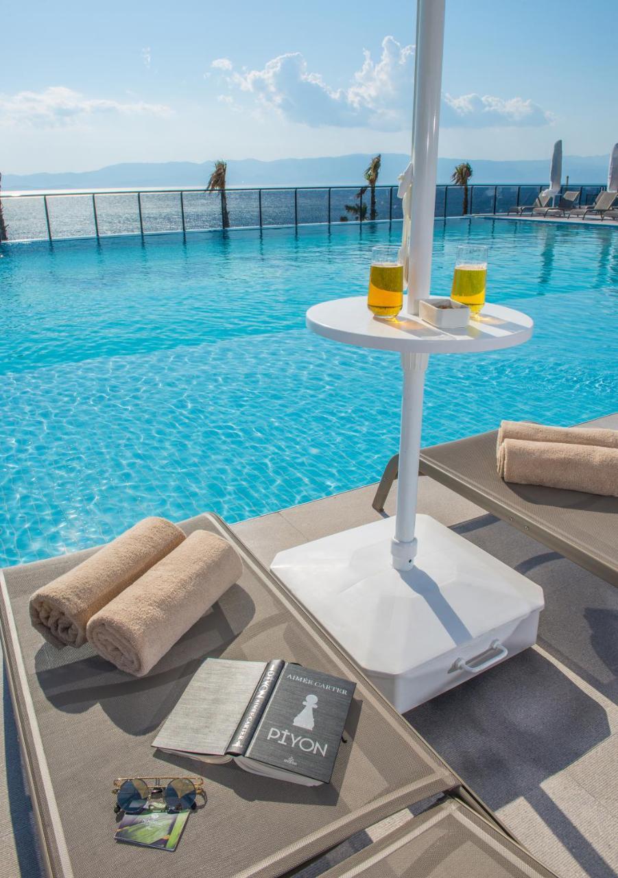 The Nowness Luxury Hotel & Spa Adulty Only เซสเม ภายนอก รูปภาพ
